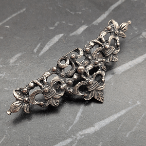 Vintage Silver Tone Fleur De Lis Brooch