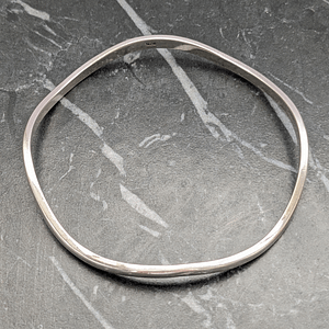 Vintage Solid Sterling Silver Wavey Bangle