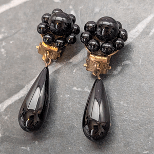 Vintage Art Deco Black Glass Drop Clip On Earrings